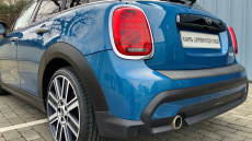 MINI Hatchback 1.5 Cooper Exclusive Premium Plus 5dr Auto Petrol Hatchback